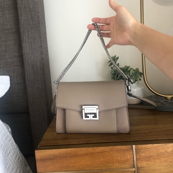 Givenchy Handbags - Givenchy GV3 small